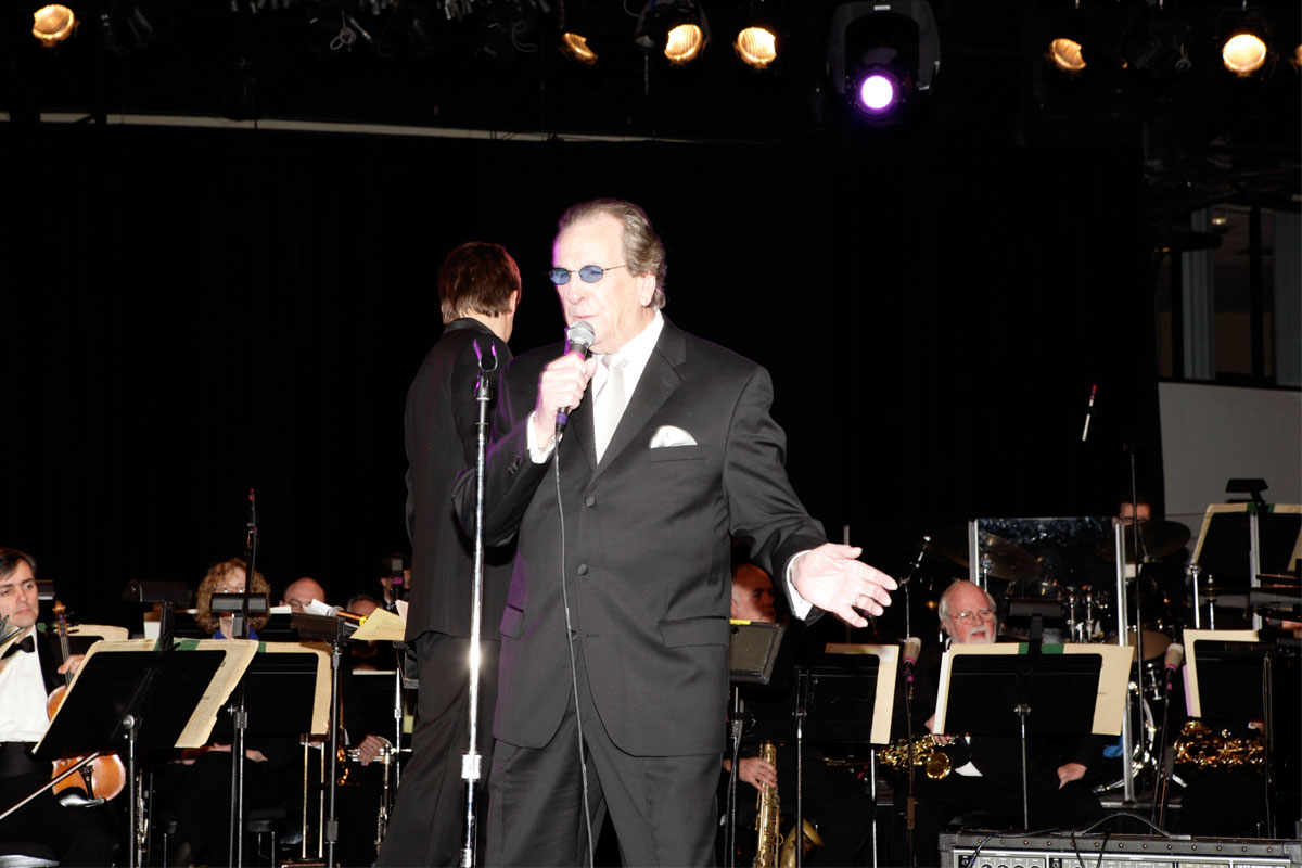 Spinazzola Gala Danny Aeillo Performs with Pops