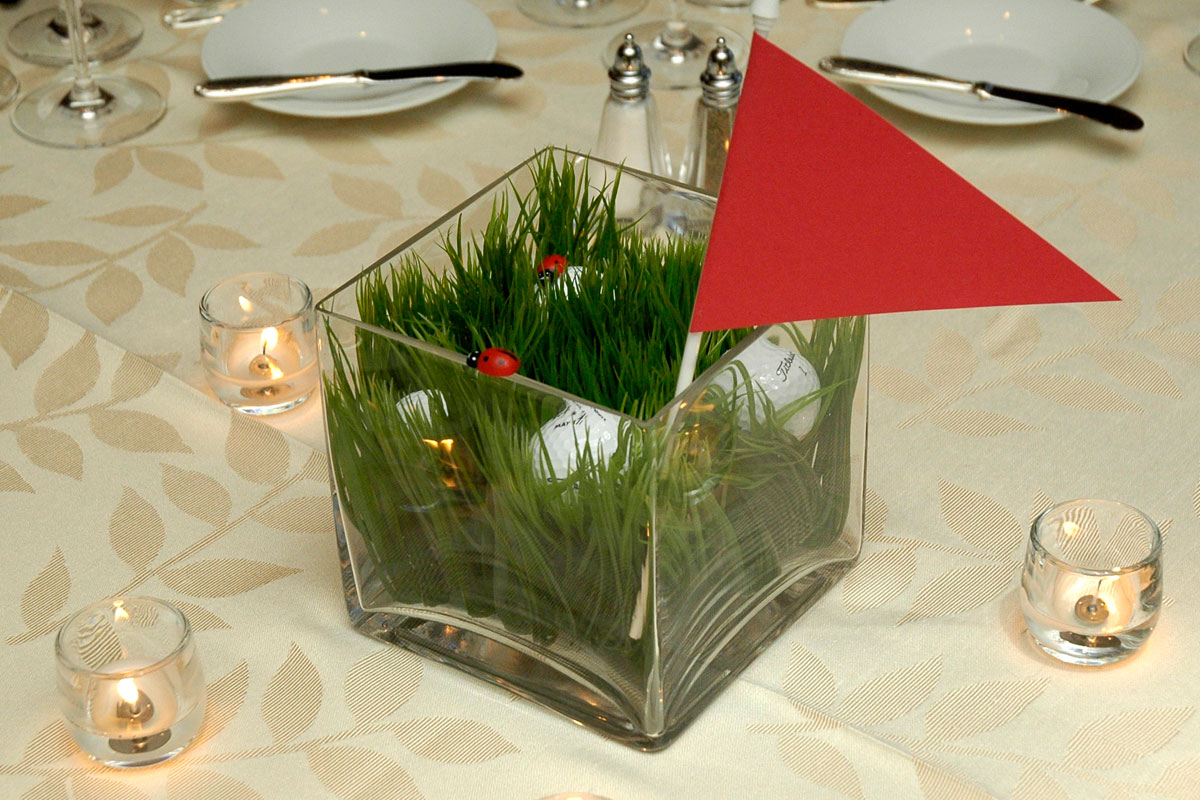 Spinazzola Golf Table Centerpiece